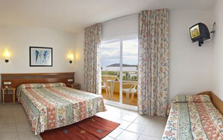 hotel lux isla
