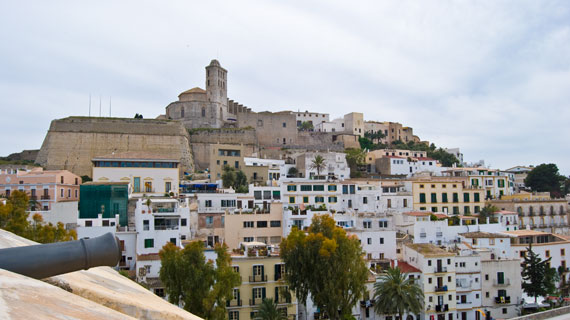 dalt vila