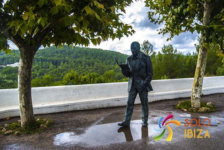 Estatua Villangomez